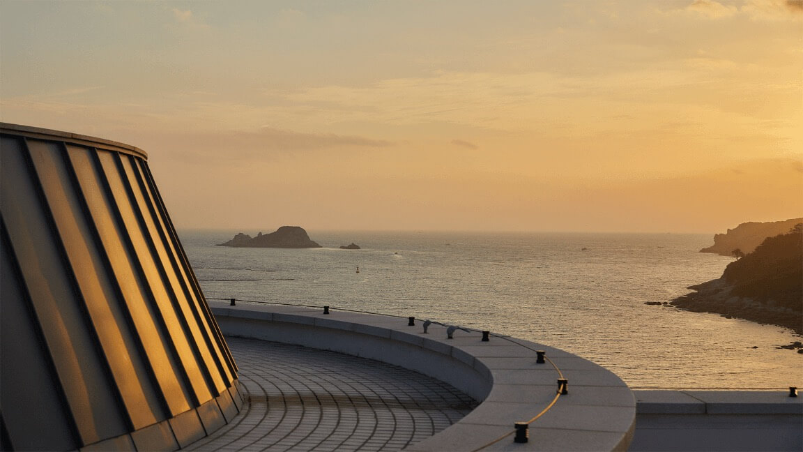 sunrise seen from geomundo ocean palace hotel rooftop