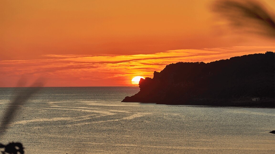 geomundo sunrise seen from geomundo ocean palace hotel