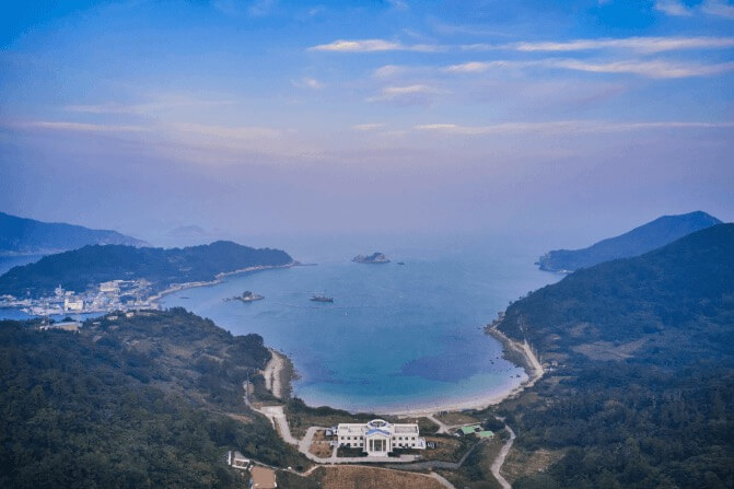 brid eye view of the location of Geomundo Ocean Palace Hotel